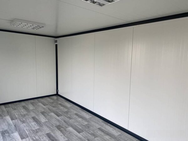 CONTENEUR DE BUREAU 18m2 - Image 4